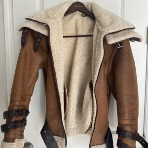 Zara Men’s Serpa Bomber Jacket